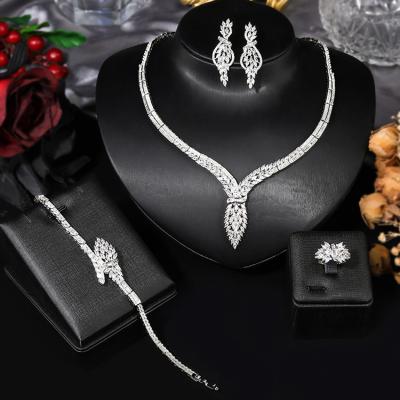 China CLASSIC Design Inspired Heart Necklace Wholesale Fashion Jewelry Set for sale