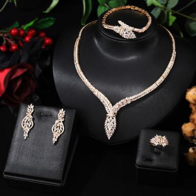 China CLASSIC 18k Gold Plated Wedding Bridal Woman Accessories Gift Jewelry Set for sale