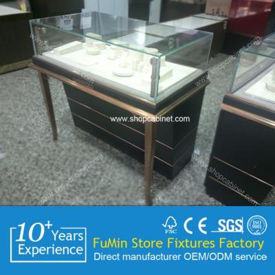 China With 16 Years Manufacturer Experience Acrylic Glass Jewelry Showcase for sale