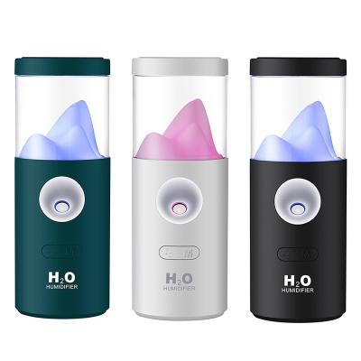 China Portable Outdoor Mini Desktop Aroma Diffuser Car Rotary Humidifier Sprayer Car Humidifier for sale