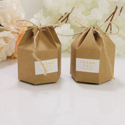 China Creative Recyclable Wrapping Paper Candy Gift Box Lantern Hexagon Shape Wedding Favors Cake Gift Packaging Box Paper Cake Box for sale