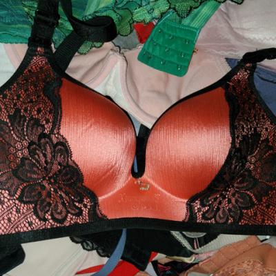 China China 100% cotton hot sale second hand apparel ladies bra used clothes for sale