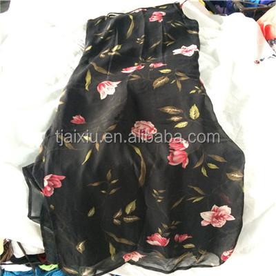 China Fashion High Quality Ladies Silk Dress Used Clothing for sale