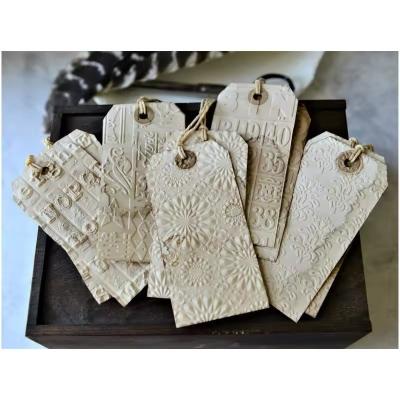 China Customzied Shape Clothing Hang Tag Printing Wood Kraft Hangtags for sale