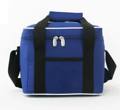 China Customizable Insulated Multifunctional Portable Thermal Insulation Cooler Bag Lunch Bag Diagonal Cooler for sale