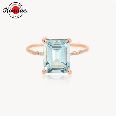 China Minimalist Square Emeral Ring Women CZ Zircron Crystal Gemstone Ring CLASSIC luxury gold jewelry for women for sale