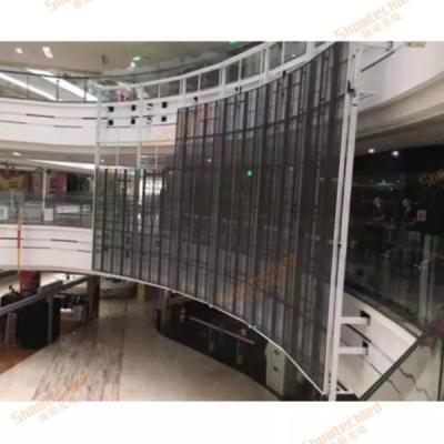 China High Brightness LED Grille Display Large Mesh Grid Screen Modular Design P7.81 for sale