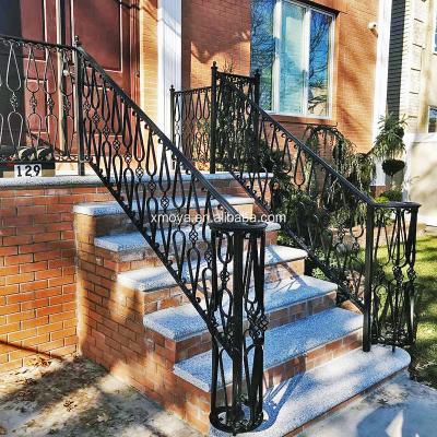 China Outdoor villa modern courtyard or balcony simple wrought iron stair railing iron railing grill design for sale