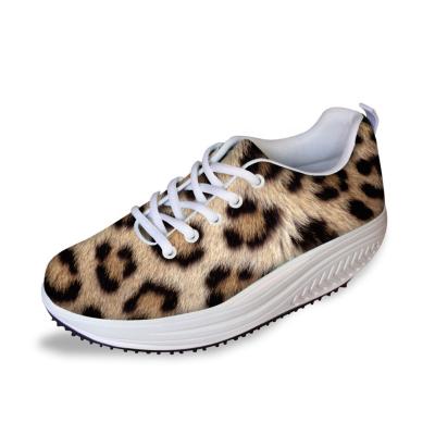 China Classic Fashion Trend Original Shoes Running Lots Sports Flat Shape Shoes Women And Men Custom Logo Trendy Customize for sale