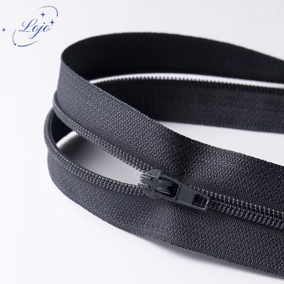 China Other factory wholesale detachable open nylon 3# zipper for bag for sale