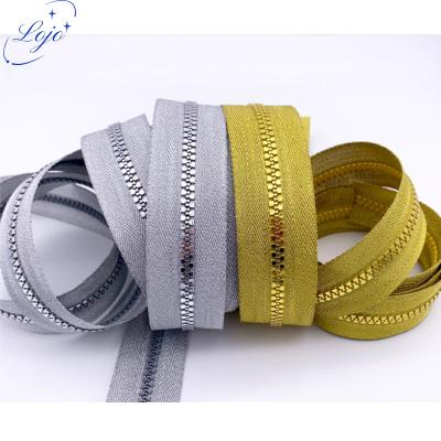 China Wholesale Universal Auto Lock Fashion Zipper 5# Metal Puller Gold Plastic Resin Simulated Teeth Zippers For Luggage Bags Garment for sale