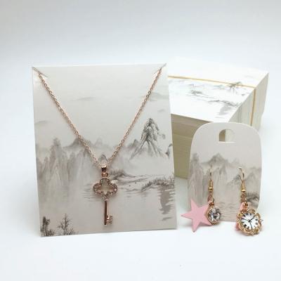 China Recyclable Custom Fashion Jewelry Necklace Display Cards for sale