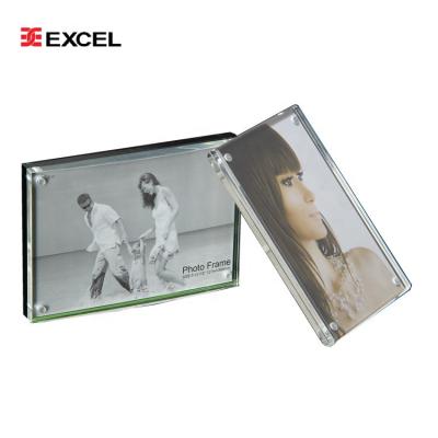 China Manufacturer Sales Acrylic Multicolor Acrylic Photo Clip Display Photo Table Frame for sale