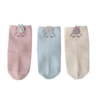 China QUICK DRY sock custom design cute kids cotton kids socks for boys school girl socks jacquard cartoon crew kid asian teen sock for sale