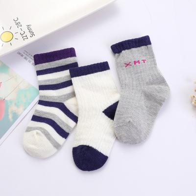 China New QUICK DRY Kids Baby Soft Cotton Socks Cute Cartoon Stripe Dots Fashion Sport Autumn Winter Gift Animal Socks for sale