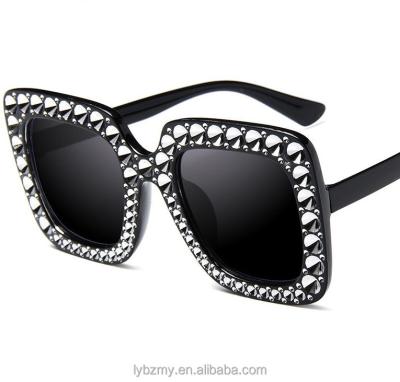 China Fashion square-frame sunglasses ladies personality diamond big plated sunglasses street shooting sunglasses for sale