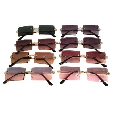 China Fashion Sunglasses Rectangle Sunglasses Men Shape Vintage Square Rimless Sunglasses Women for sale