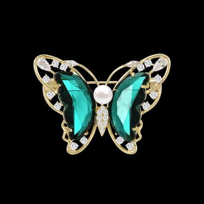 China Retro and modern New crystal Butterfly brooch with elegant zircon accessories for sale