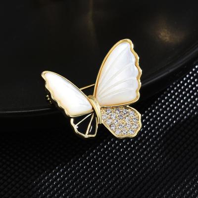 China Retro and modern Fashion classic New Butterfly Brooch Luxury Collar pin High end corsage pin Brooch for sale