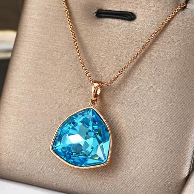 China Retro and modern Austrian crystal clavicle Shield pendant super flash jewelry necklace for sale