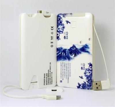 Cina la Banca portatile di potere di 5000mah USB, la Banca 5000mah di potere del Li-Polimero costruita in cavi in vendita