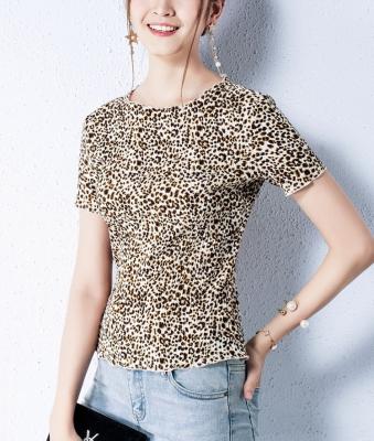 China Anti-pilling high quality Tongrui leopard print anti-pilling round neck women blouses and tops ruffle fashion ladies chiffon shirt for sale