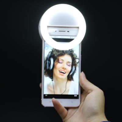 China Fill Light for 2021 Live Stream Selfie Fill Light Instant Makeup Clip Ring Light LED Camera Mobile Phone Fill Light for Camera LED Bulb 3000k-5000k Plastic for sale