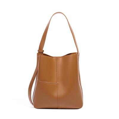 China Portable New arrival 2022 luxury female shoulder bag for customization products in genuine leather bucket bag for sale