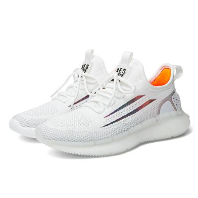 China 2022 OEM Hot Sale Custom Made Lightweight Breathable Knitting Uppers Fashion Trend Logo Men Sport Shoes Running Sneakers Shoes For Man for sale