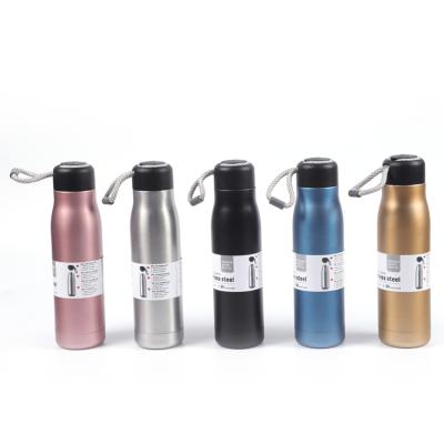 China All Stainless Steel 14oz Double Wall Vacuum Flask Outdoor Thermo Insulated Water Bottle With Buckle for sale