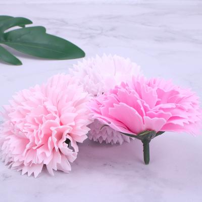 China Lasting Perfume Carnation Flowers Makers Holding Soap Flower Carnation Bouquet Of Mother's Day Decoration Artificial Home Wedding for sale