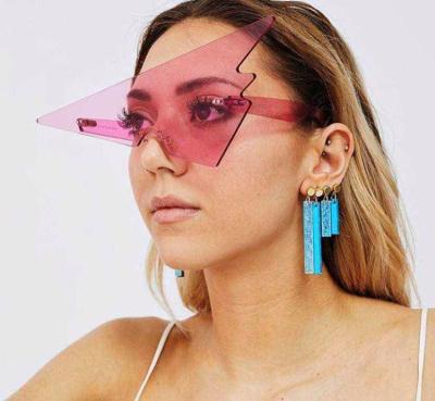 China New fashion sunglasses fashion ladies triangle sunglasses trend disco bar funny glasses model personality sunglasses uv400 for sale