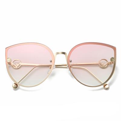 China Cat Eye New Cat Eye Sunglasses Shape Big Rim Sunglasses From The Same Stzle With Internet Celebrity Women's Ocean Lens Sunglasses Factory for sale