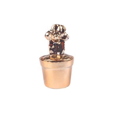 China European Luxury Empty Elegant Gold Custom Style Custom Cactus Decorative Ceramic Candle Holder Pots With Lid for sale