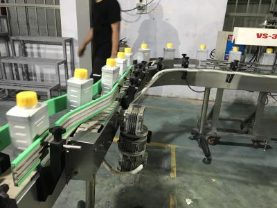 China TBK-150X automatic beverage self-adhesive labeling machine for sale