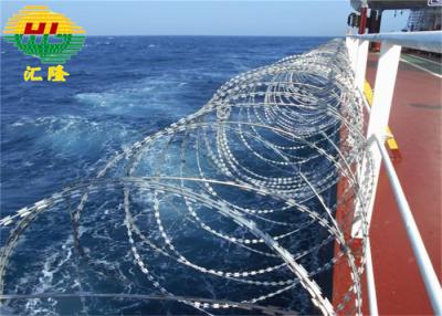 China Anti Piracy Galvanized Razor Wire Coils With Loops Dia 600 Mm Used On Ships for sale