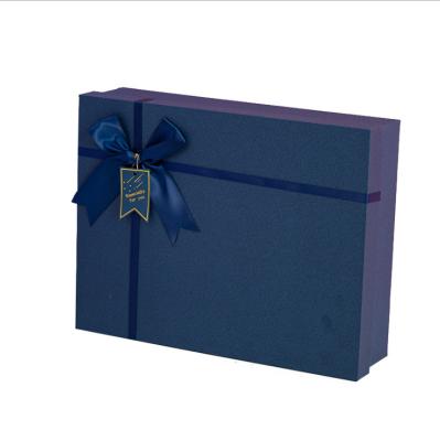 China Gift & Wholesale Christmas Gift Box Craft Christmas Gift Box Luxury Paper Box For Christmas Gift for sale