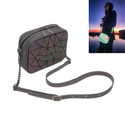 China Small Cute Cute Small Reflective Geometric Tote Purse For Women Lady Girl Bright Sling Body Chain Cross Handbag for sale