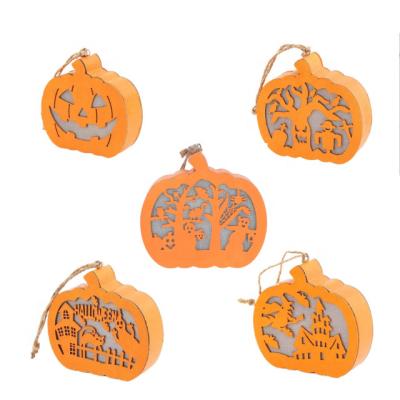 China Europe Halloween Decoration Wooden Pumpkin Wall Decor Led Wood Carved Pumpkin Light Hanging Pumpkin Lantern Halloween Decor for sale