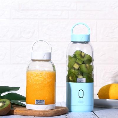 China Best Car Magic Juicers My Personal Fresh Fruit Juice Mini Portable Electric Juicer Blender Smoothie Bottle Blenders for sale