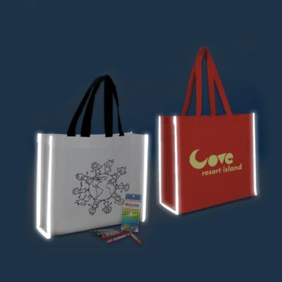 China Eco-Friendly Reusable Viable Digital Reusable Custom Reflective Nonwoven Shopping Tote Bag Strong Glossy Light Printing Shopping Tote Bag for sale