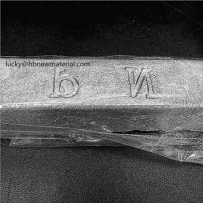 China MgNd30 Magnesium Neodymium Alloy Ingot Fine Grain Strengthening for sale