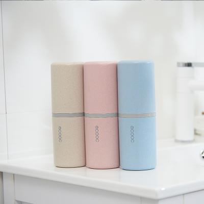 China Viable Eco-friendly Small Wheat Straw Tooth Brush Holder Case Multifunctional Toothbrush Box Most Popular for sale