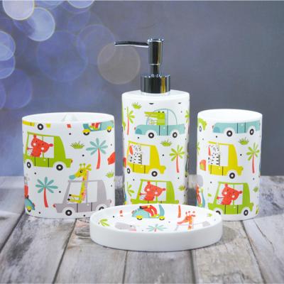 China Decal Glaze Bathroom Accessories Set Ceramic for sale