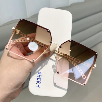 China Outdoor Fashion New Style Designer Sunglasses Authentic Oversized Square Rimless Rectangle Sunglasses Shades Hot Sales UV400 Sun Glass for sale