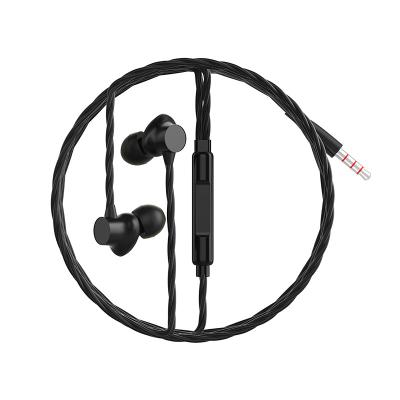 China High Quality Type-C In-Ear Earphone Wired Strong 3.5mm Stereo Pin Wired Earphone With Wired Microphone for sale