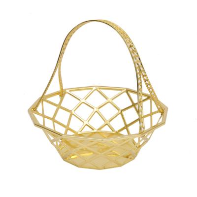 China Wholesale Golden Basket The Craftsman Plastic Wedding Candy Cookies Storage Basket With Handle for sale