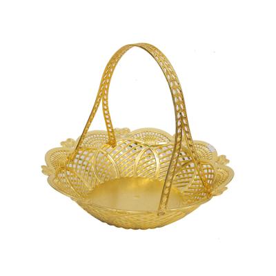 China Artisan Wholesale Golden Hollow and Durable Basket Candy Cookie Storage Plastic Wedding Basket for sale