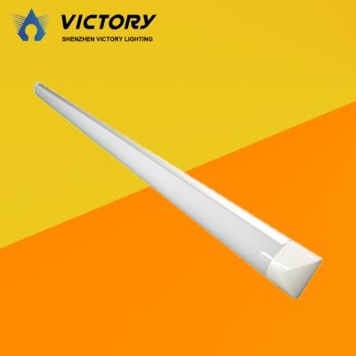 China Office Warehouse Workshop Supermarket / Hotel Led Linear Light Ceiling Fittings 30 Watt LED Batten Light Mounted Tube CCT 6000K for sale