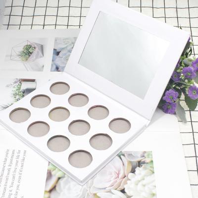 China Waterproof Custom Eyeshadow Palette Packaging Make Your Own Brand Empty Eyeshadow Palette for sale